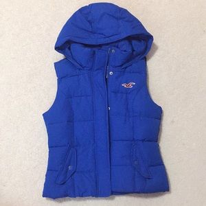 HOLLISTER Cobalt blue puffer vest